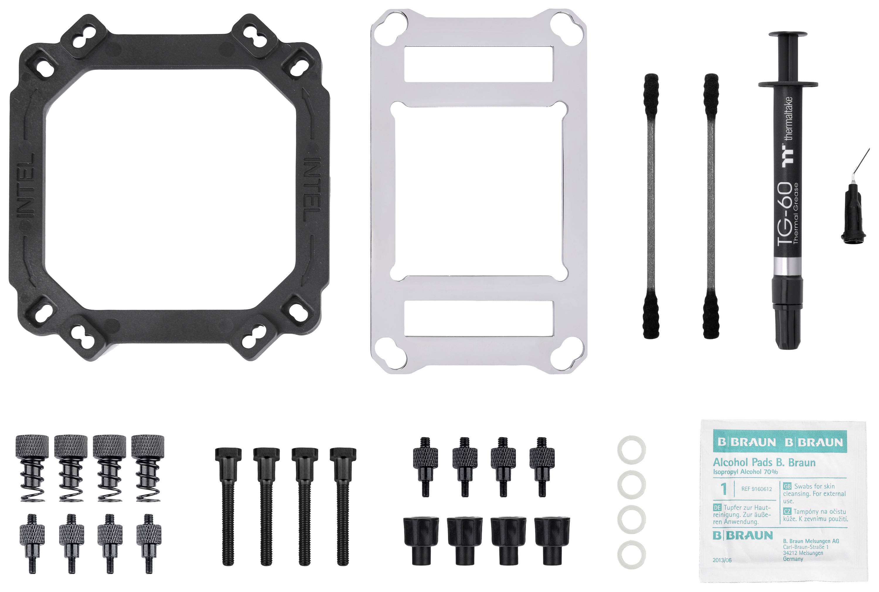 Akcesoria montażowe do chłodzenia procesora, obejmujące uchwyty, śruby, pastę termoprzewodzącą i pady czyszczące.