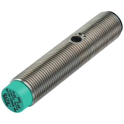 Cylindryczny, żebrowany czujnik metalowy z zielonym końcem. Napis: 'Pepperl+Fuchs, NBB5-18GM50-E0, 5 mm, 10-30 V DC'.