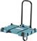 Turkusowy wózek transportowy z czarnym uchwytem i kółkami, przeznaczony do przewożenia ciężkich przedmiotów. Odpowiedni do zastosowań przemysłowych.