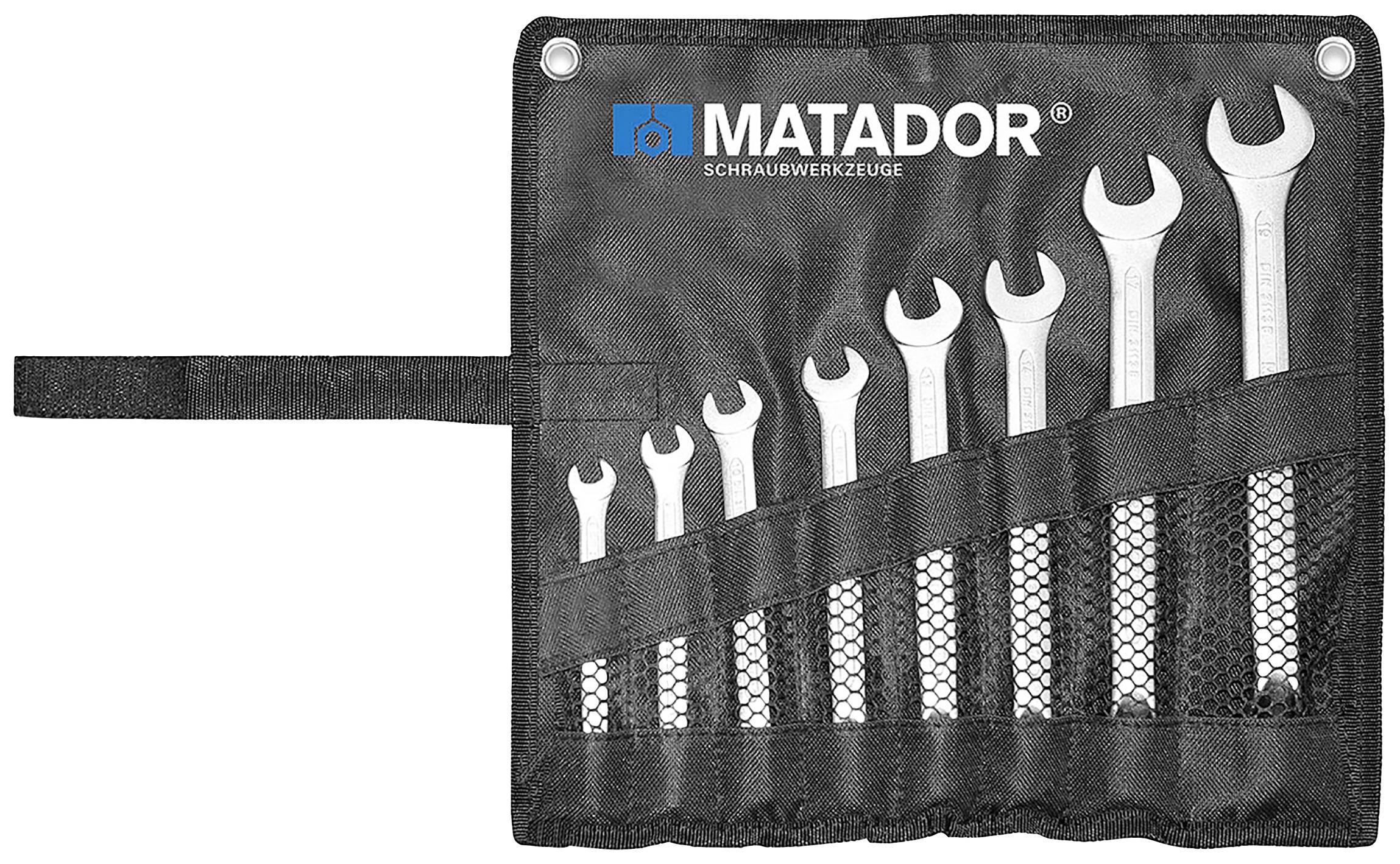 Czarny zestaw kluczy płaskich z siedmioma otwartymi kluczami w różnych rozmiarach firmy Matador, przechowywany w osobnych przegródkach.