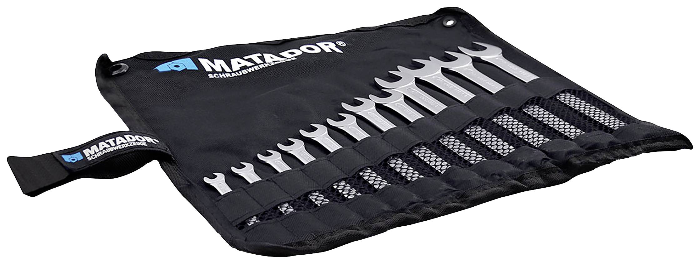 Zestaw kluczy płaskich w różnych rozmiarach leży w czarnej torbie narzędziowej.