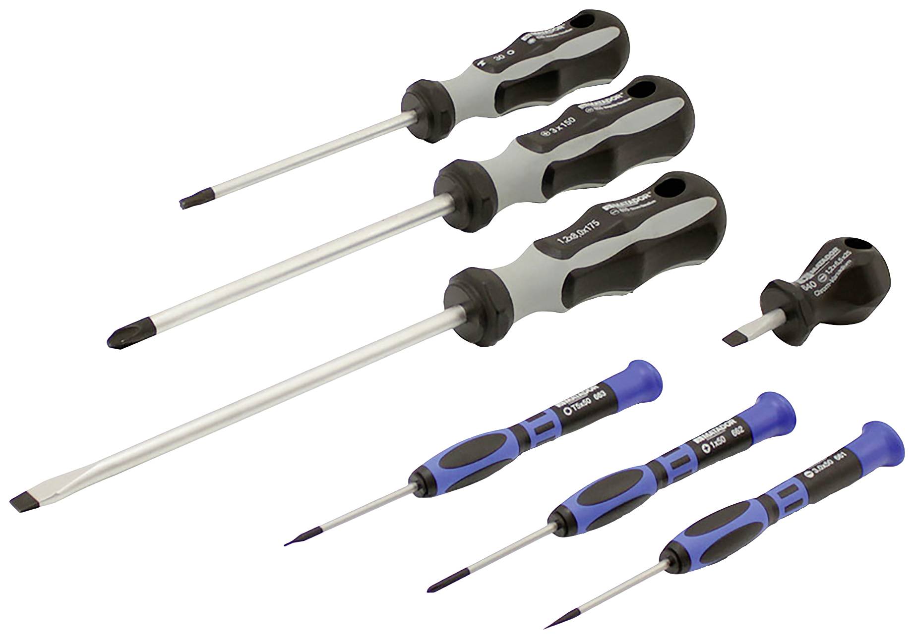 Sześć wkrętaków: Trzy duże z czarną rękojeścią i trzy mniejsze precyzyjne wkrętaki z niebieską rękojeścią, na białym tle.