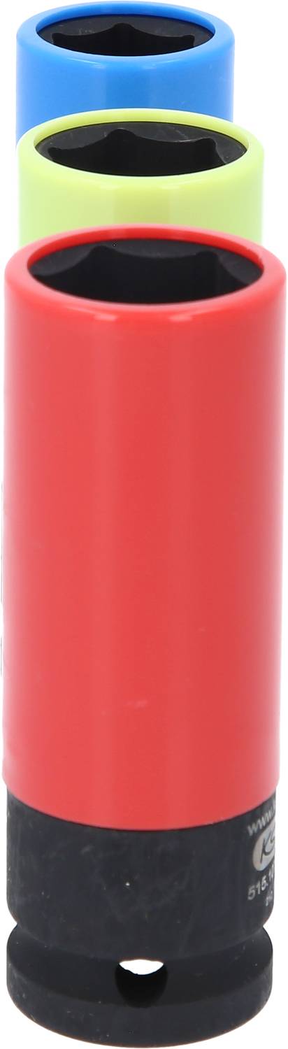 Trzy klucze nasadowe w kolorach czerwonym, żółtym i niebieskim stoją ułożone jeden za drugim.