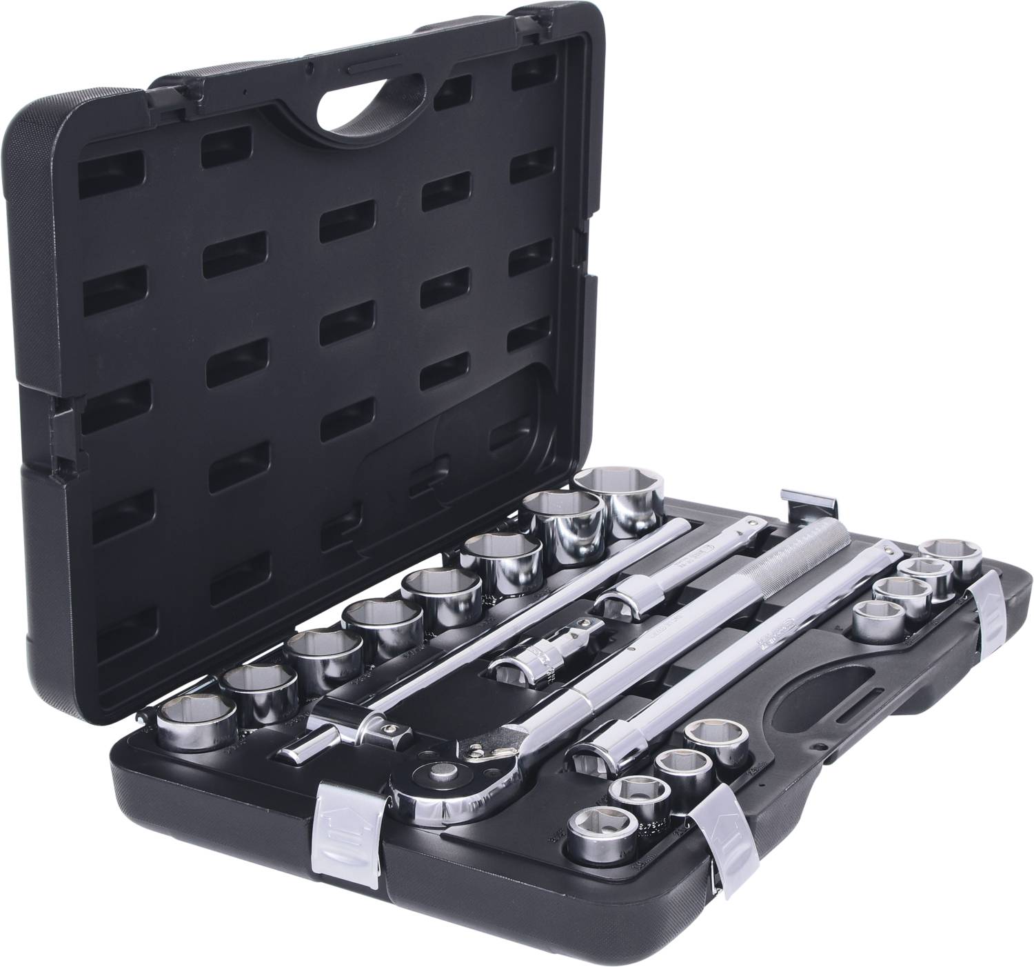 Otwarty czarny kufer narzędziowy z różnymi nasadkami i grzechotką, odpowiedni do różnych napraw i montaży.