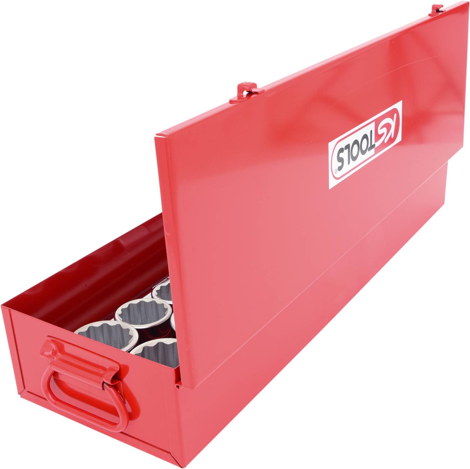 Czerwona skrzynka narzędziowa z otwartą pokrywą, zawierająca kilka nasadek do klucza nasadowego.