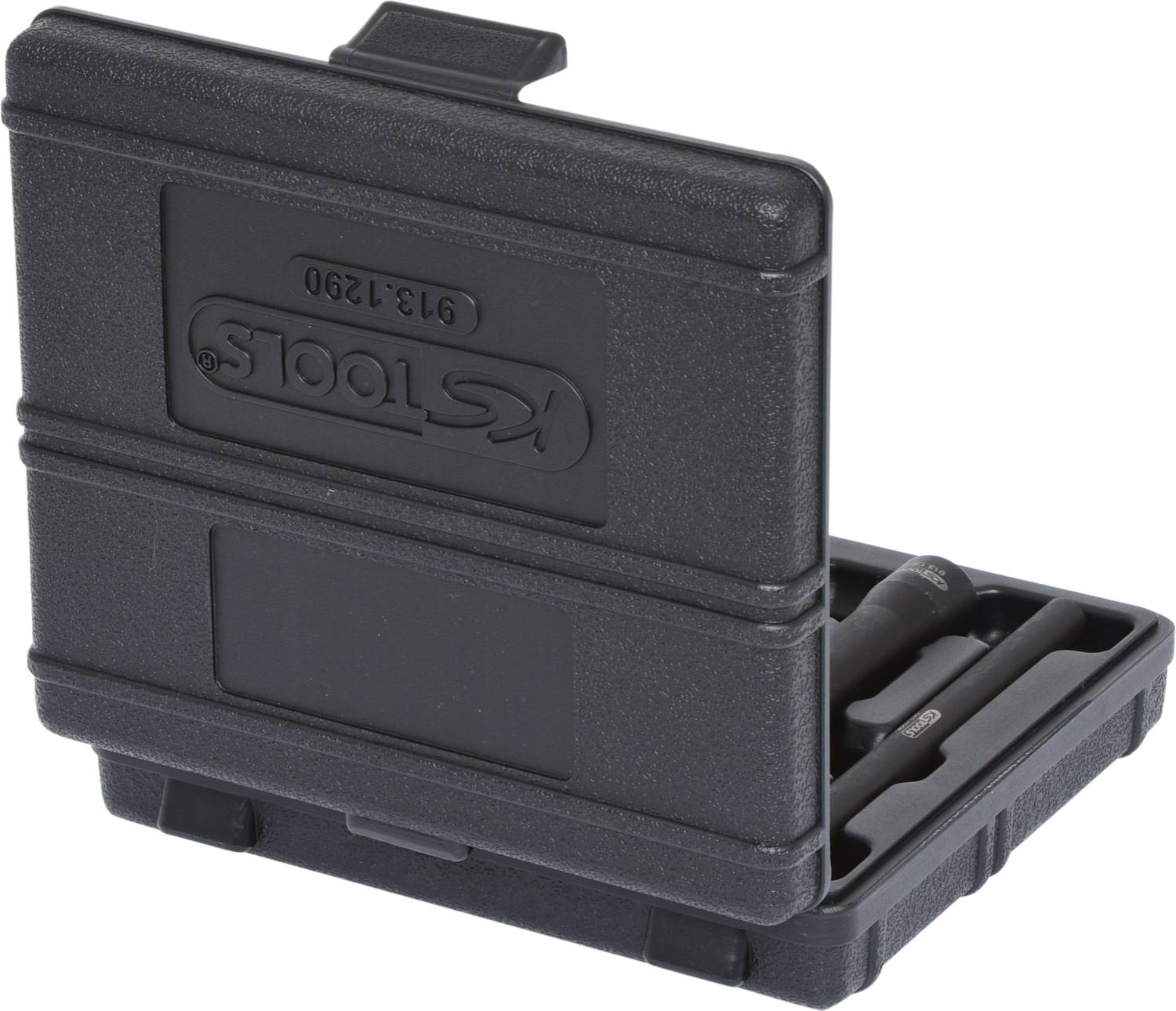 Czarny kufer na narzędzia z logo 'KS Tools'; otwarty, z częściowo widocznymi narzędziami. Prostokątny kształt, kompaktowy rozmiar.