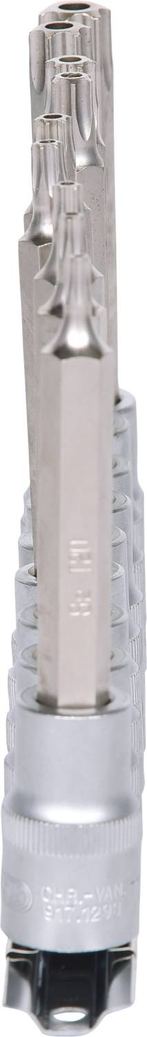 Metalowe narzędzie kluczowe, ułożone warstwowo, z krawędziami żłobkowanymi i polerowaną powierzchnią. Odpowiednie do obsługi połączeń śrubowych.