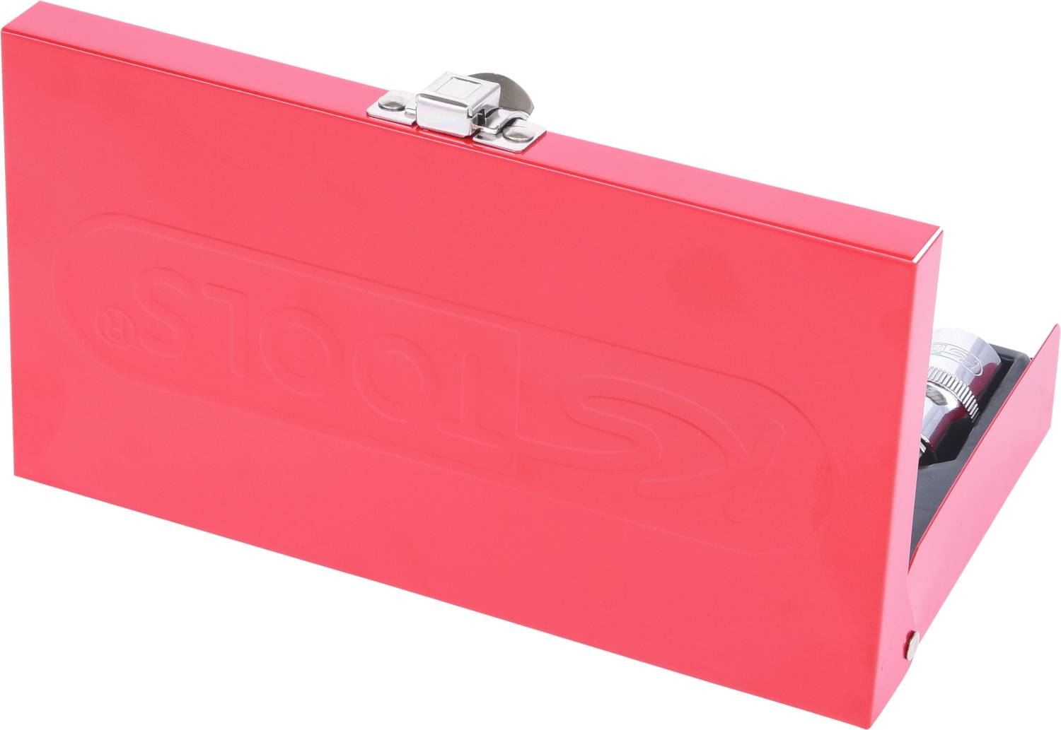 Czerwona skrzynka narzędziowa z srebrnym zamknięciem, częściowo otwarta, z widoczną zawartością w środku.