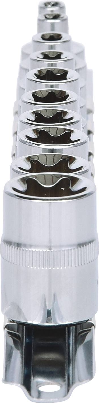 Rząd srebrnych nasadek do kluczy zapadkowych, ułożonych w kolejności i wzajemnie dopasowanych, prezentuje różne rozmiary.