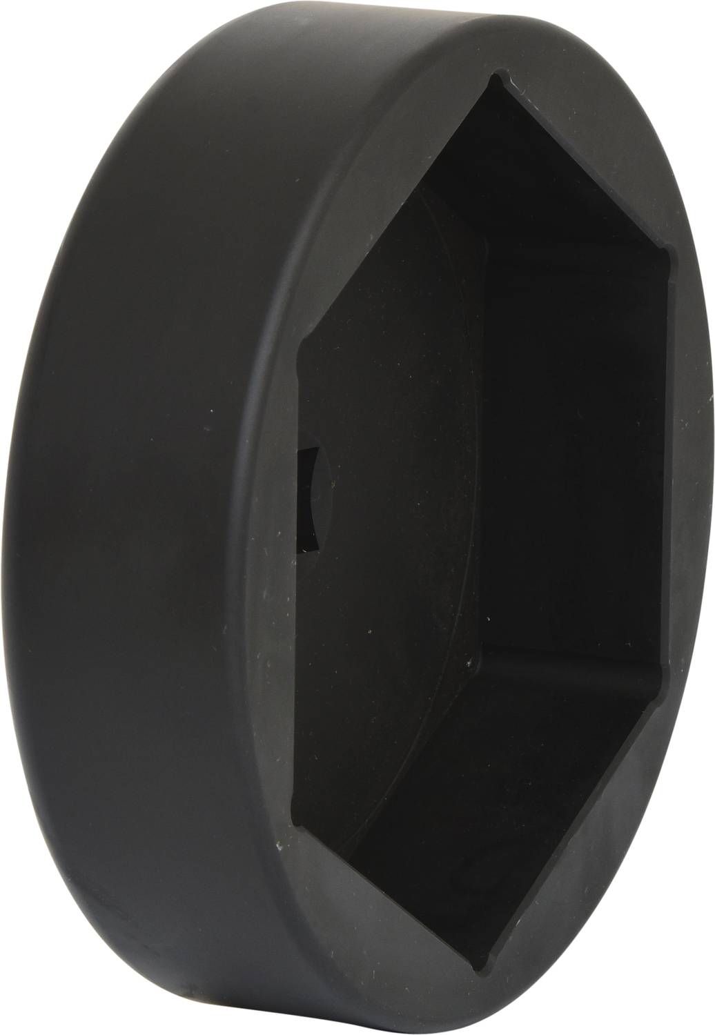 Czarna plastikowa część z sześciokątnym wgłębieniem, używana do mocowania lub podtrzymywania w zastosowaniach mechanicznych.