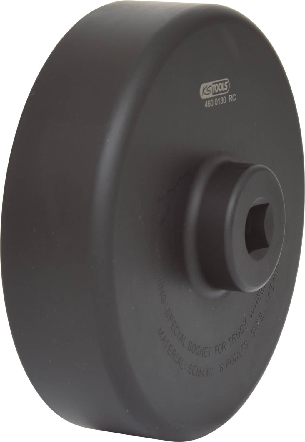 Czarny adapter klucza nasadowego z kwadratowym otworem, używany do specjalnych napraw lub czynności serwisowych w mechanice.