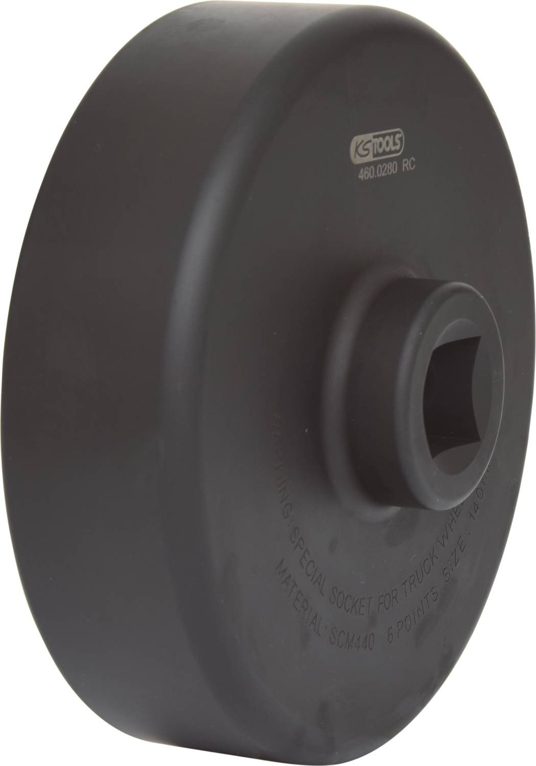 Okrągły, czarny adapter klucza z napisem 'KS TOOLS', przeznaczony specjalnie do pojazdów Triumph, sfotografowany z boku.