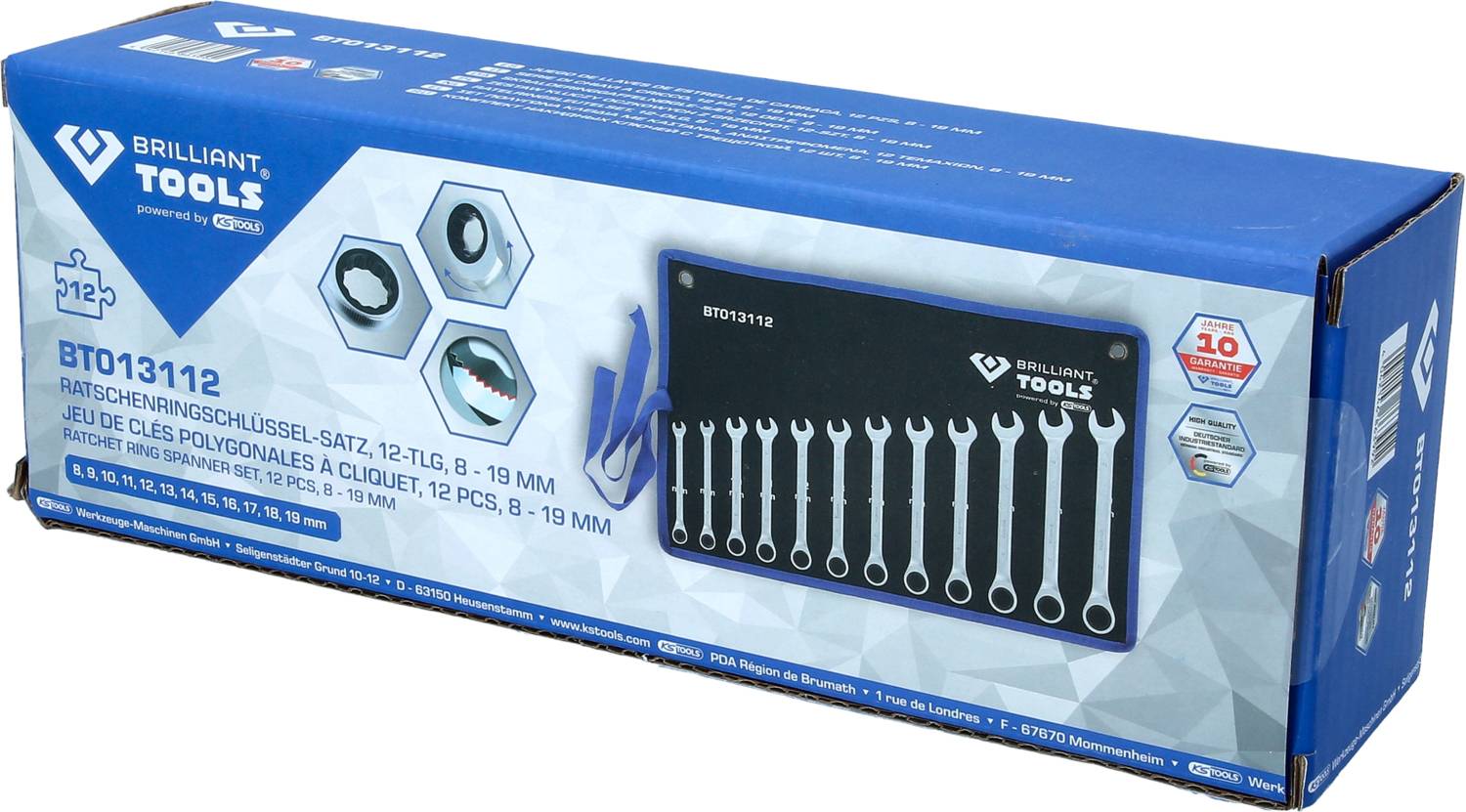 Zestaw kluczy oczkowych z grzechotką marki Brilliant Tools, 12-elementowy, rozmiary 8-19 mm, prezentowany w niebieskim opakowaniu z ilustracją zawartych narzędzi.