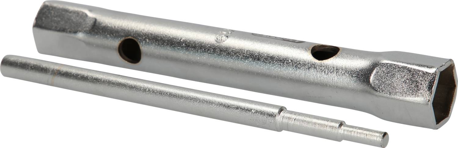 Srebrny klucz do świec zapłonowych z przynależną dźwignią. Klucz posiada dwa otwory i jest odpowiedni do wymiany świec zapłonowych.