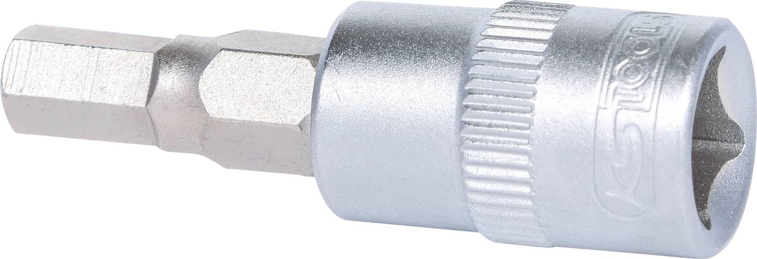 Srebrny adapter klucza nasadowego o sześciokątnym kształcie z prążkowaną krawędzią. Odpowiedni do połączenia z grzechotką.