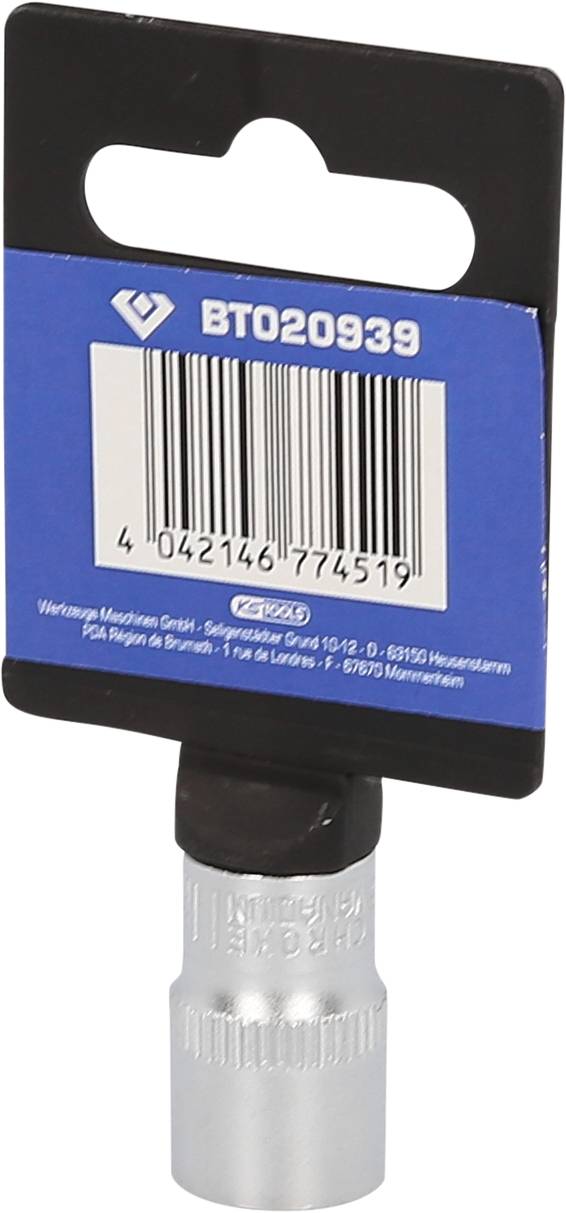 Srebrny sześciokątny klucz nasadowy w niebieskim opakowaniu. Na górze widoczny jest kod kreskowy oraz numer 'BT020939'.