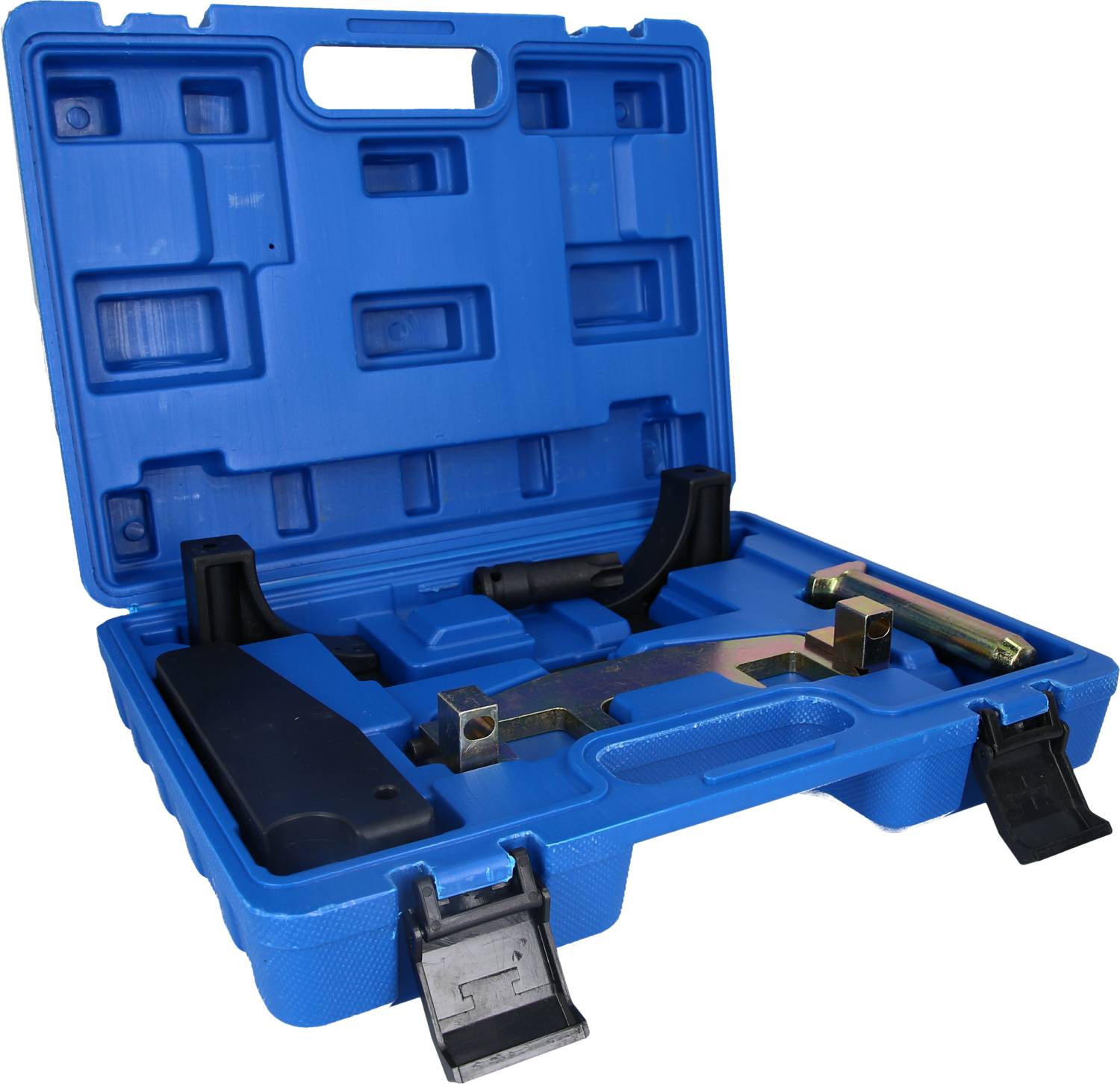 Niebieski kufer na narzędzia z różnymi narzędziami samochodowymi, w tym kluczem nastawnym, umieszczony w wyprofilowanej wkładce piankowej.