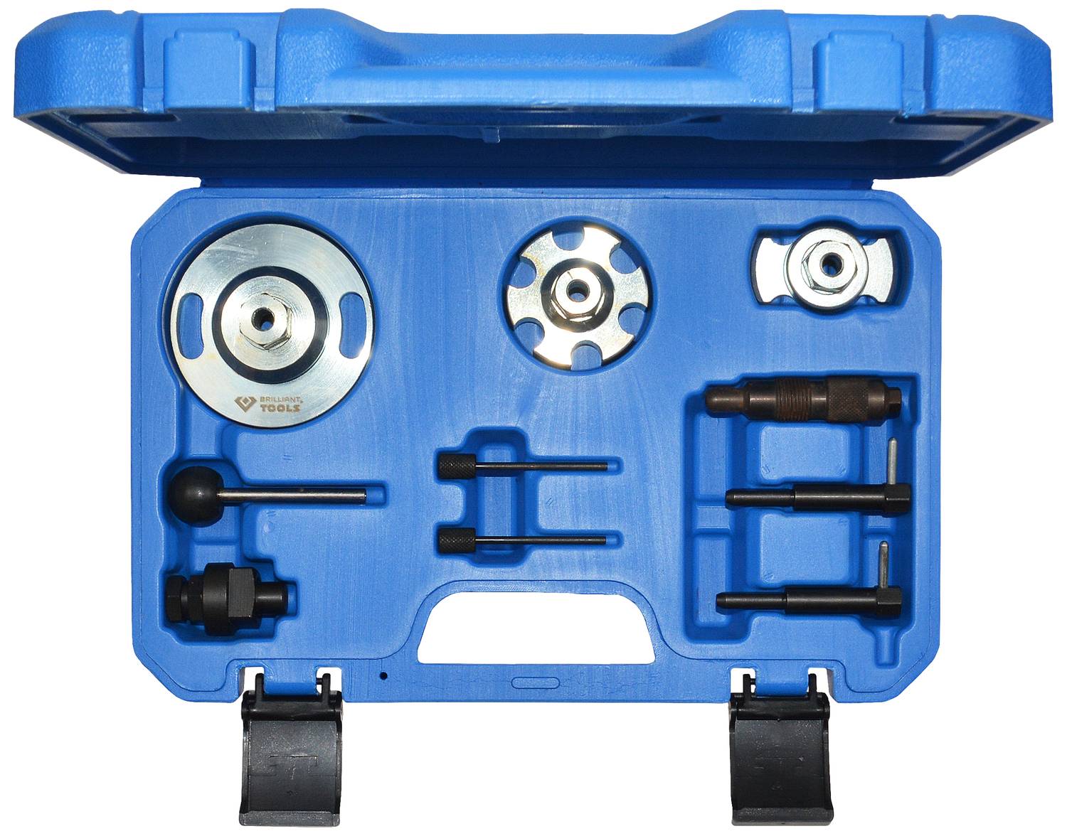 Niebieski plastikowy kufer z różnymi metalowymi narzędziami samochodowymi, ułożonymi w przegródkach; odpowiedni do napraw lub konserwacji.