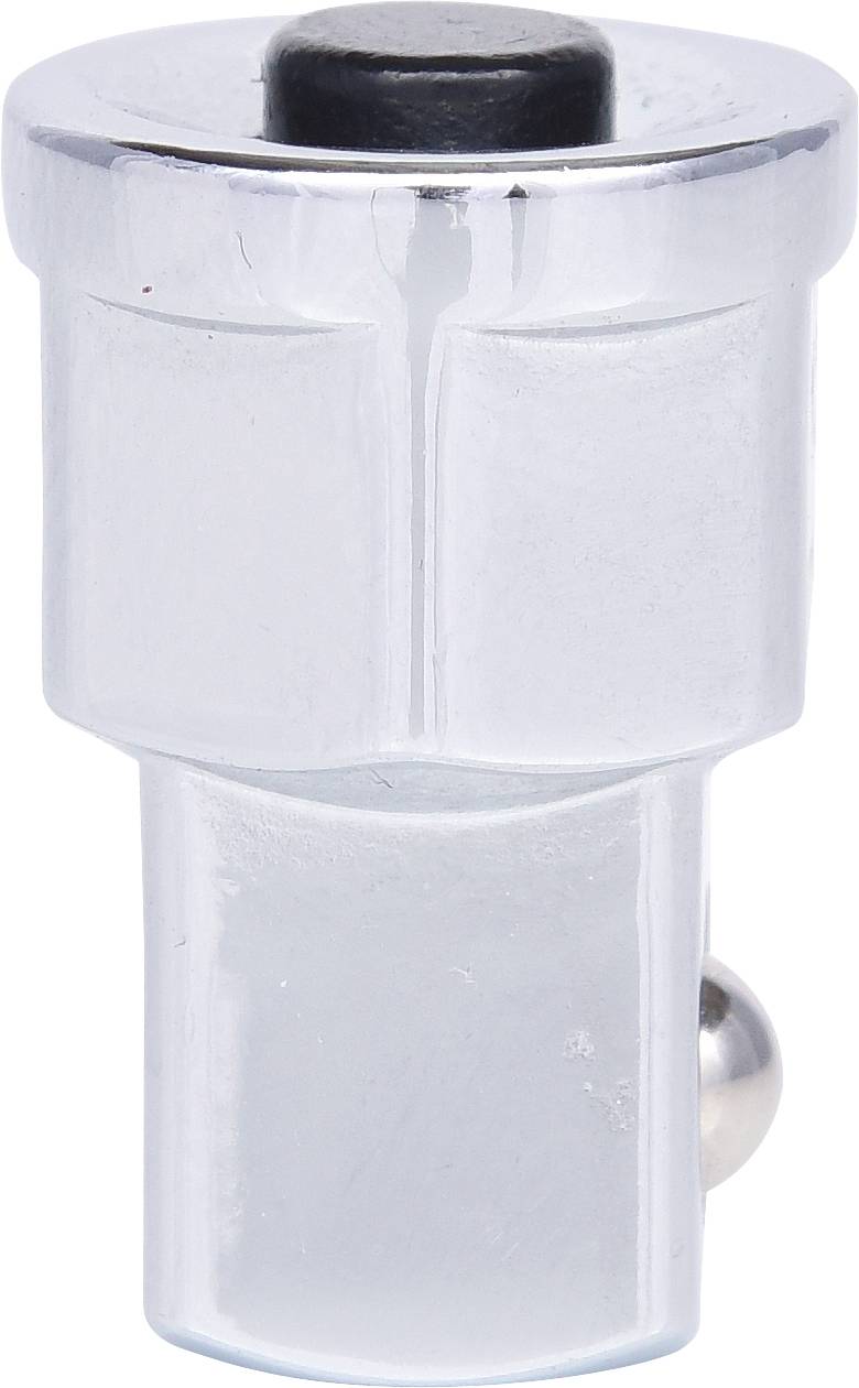 Srebrny adapter metalowy z czarnym, okrągłym punktem na górze. Często używany do połączeń i mocowań.