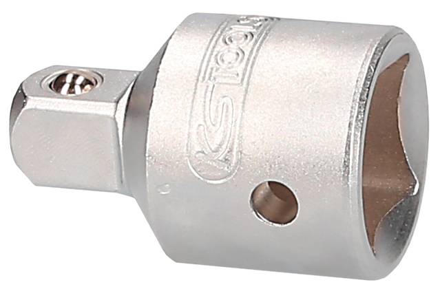 Srebrny adapter klucza nasadowego z napędem sześciokątnym i okrągłą główką. Stosowany do łączenia kluczy nasadowych z narzędziami.