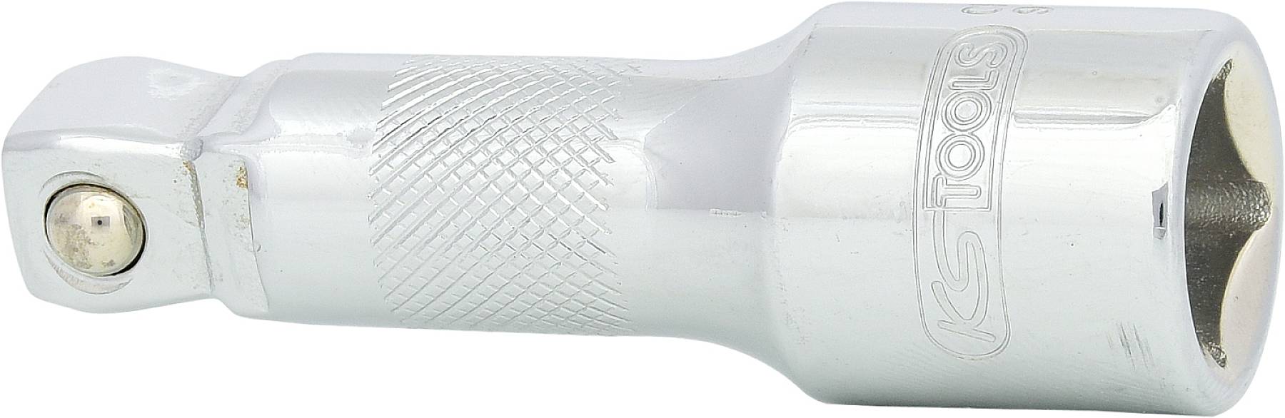 Srebrny adapter do kluczy z żebrowaną rękojeścią i przegubem kulistym. Idealny do łączenia narzędzi.