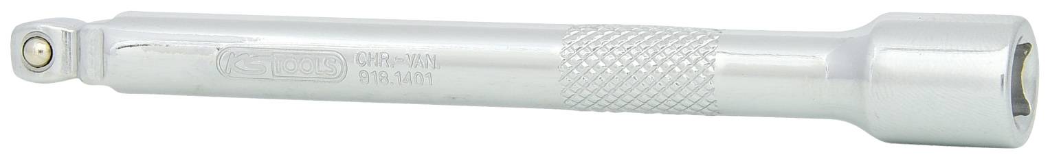 Srebrzysta przedłużka z żebrowanym uchwytem, używana do sięgania i dokręcania trudno dostępnych śrub lub nakrętek.