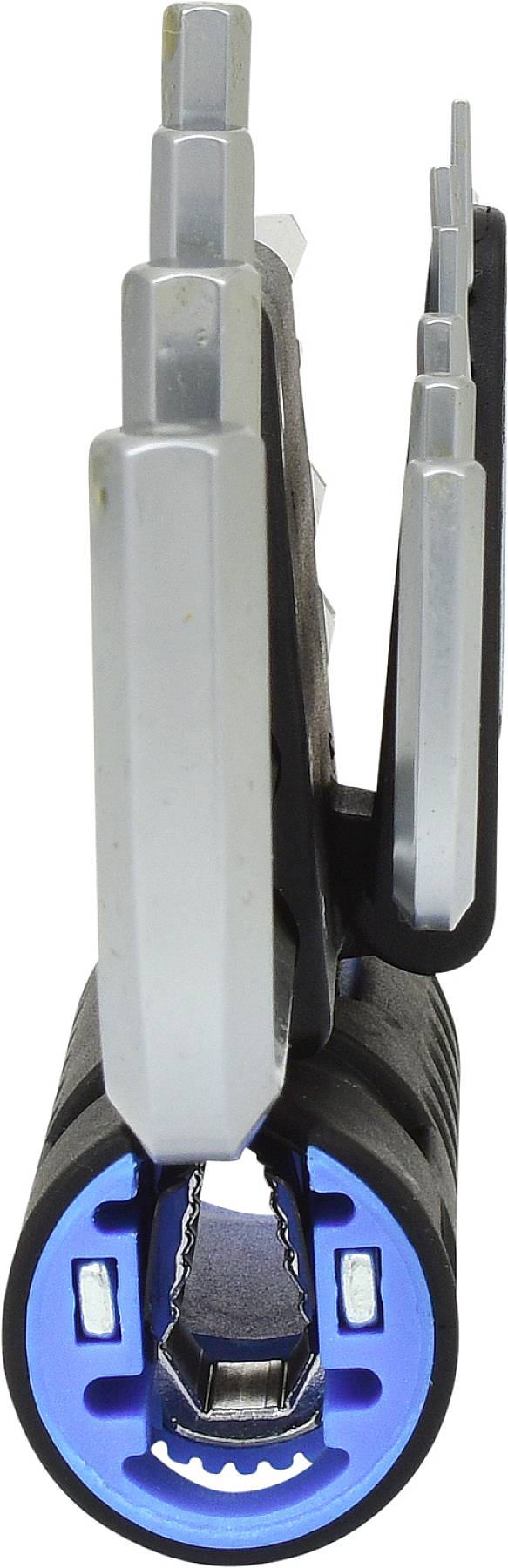 Wielofunkcyjne narzędzie w kształcie cylindra z kilkoma składanymi narzędziami, w tym kluczem imbusowym, na białym tle.