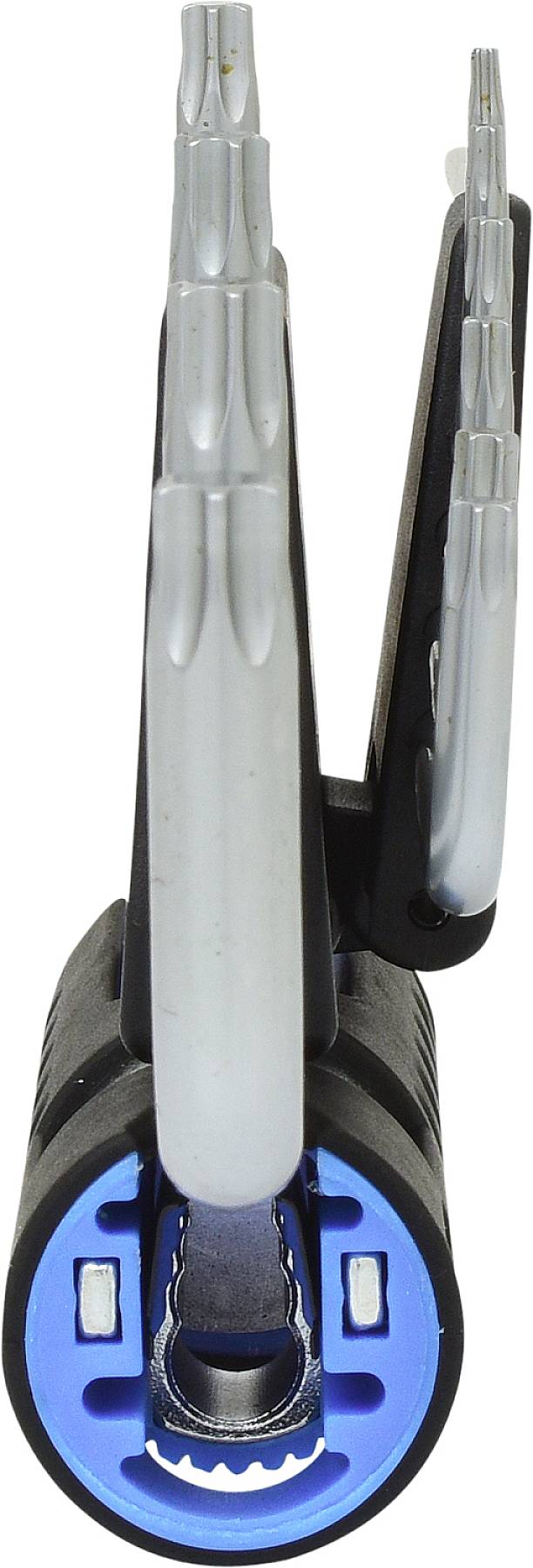 Zamek linki z czarno-niebieską obudową z tworzywa sztucznego oraz metalowym mechanizmem blokującym w obszarze otworu.