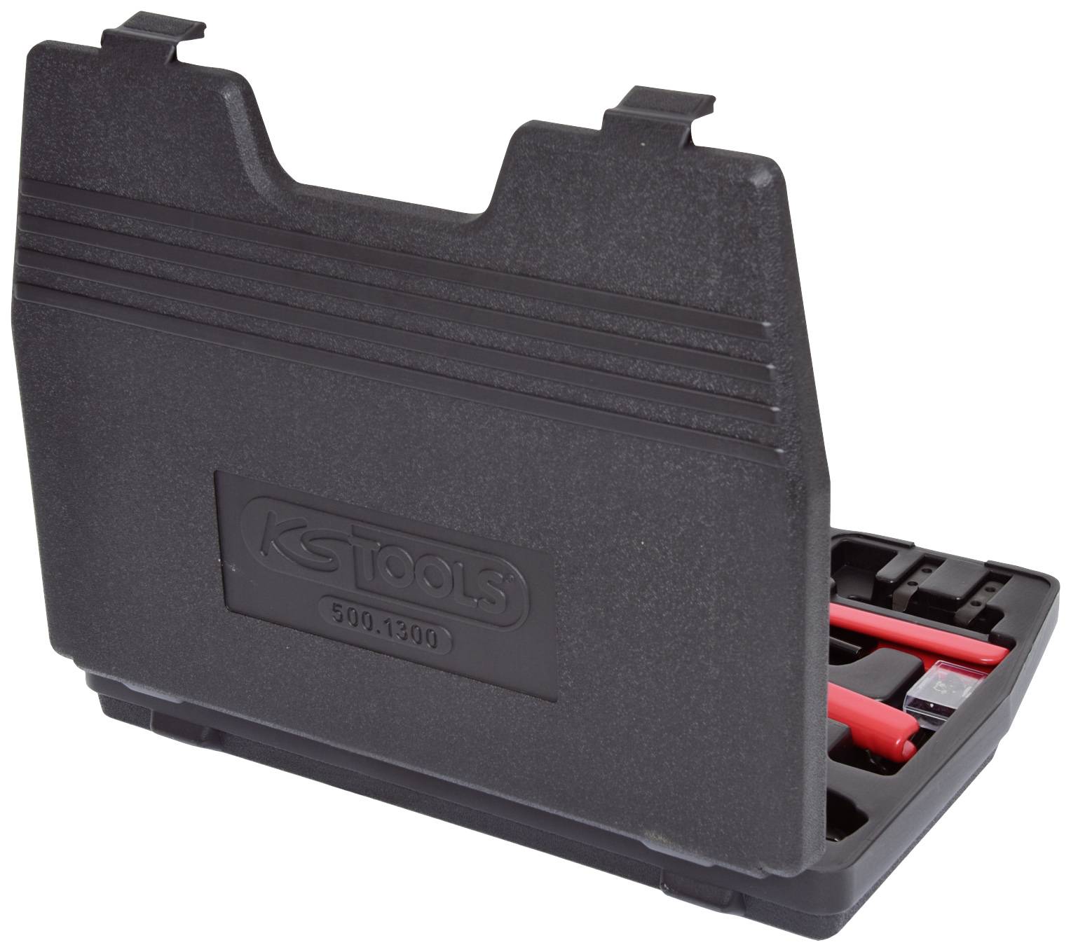 Czarny kufer na narzędzia z tworzywa sztucznego, częściowo otwarty, ukazujący czerwone narzędzia w środku.