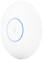 Biały, okrągły punkt dostępu Wi-Fi z niebieskim podświetlonym pierścieniem pośrodku, przeznaczony do montażu naściennego lub sufitowego.