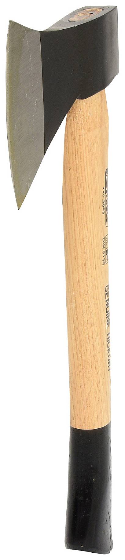 Siekiera drewniana z drewnianą rękojeścią i zakrzywioną metalową głownią.