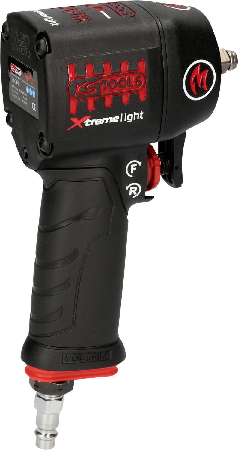 Czarny pneumatyczny klucz udarowy z czerwonym logo i elementami sterującymi. Tekst: 'KS TOOLS Xtreme light'.