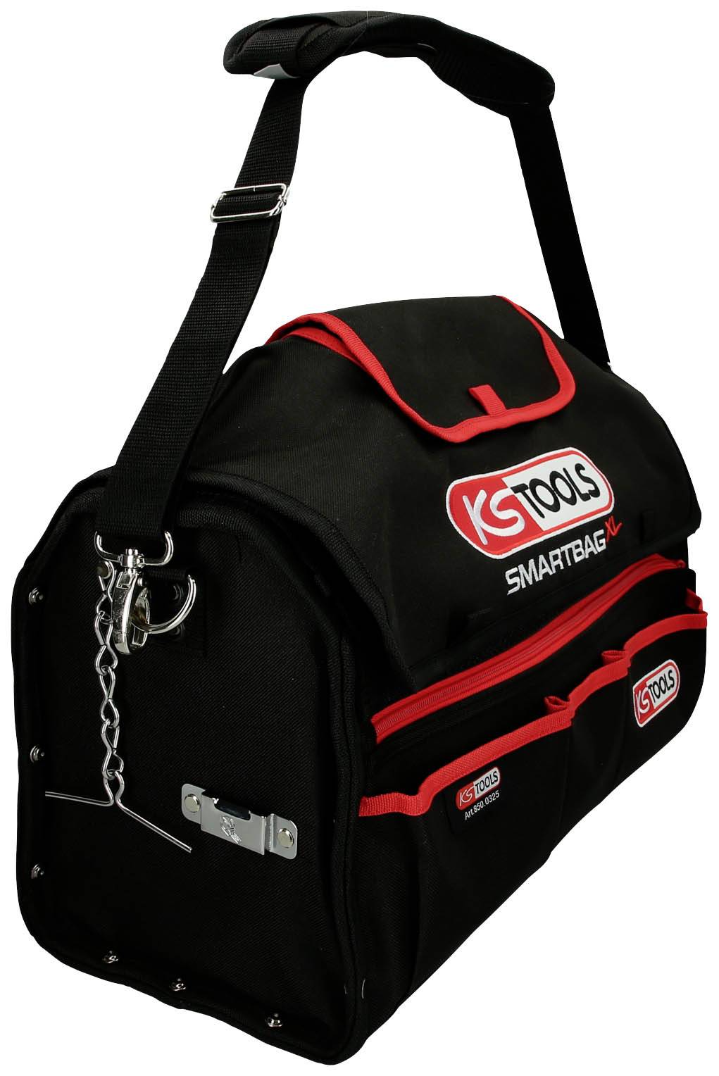 Czarna torba narzędziowa z czerwonym detalem i nadrukiem 'KS Tools Smartbag'. Regulowany pasek na ramię, duża kieszeń zamykana na zamek błyskawiczny.