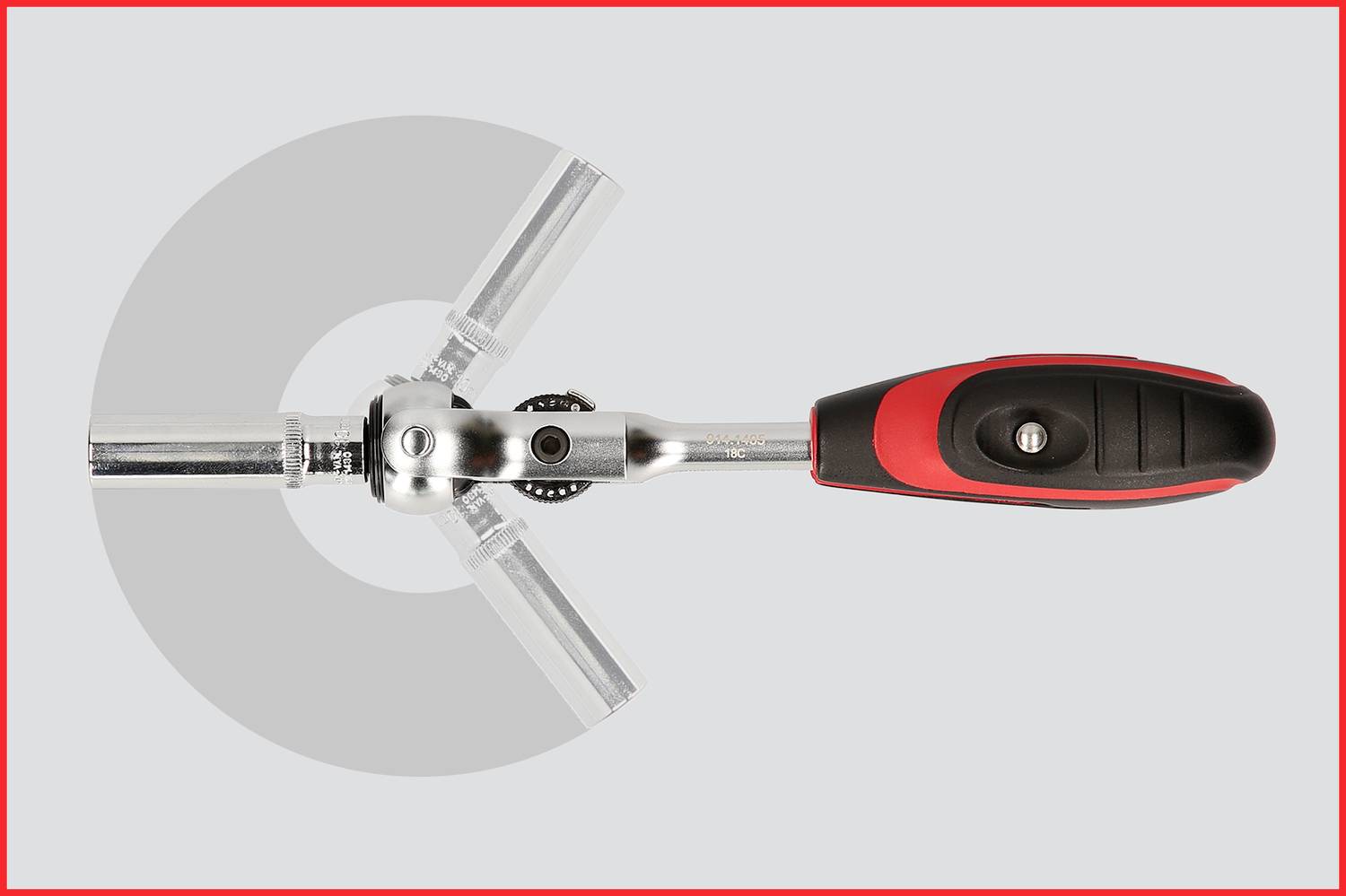 Narzędzie dźwigniowe z czerwonym i czarnym uchwytem na szarym tle, przedstawione z perspektywy widoku z góry.
