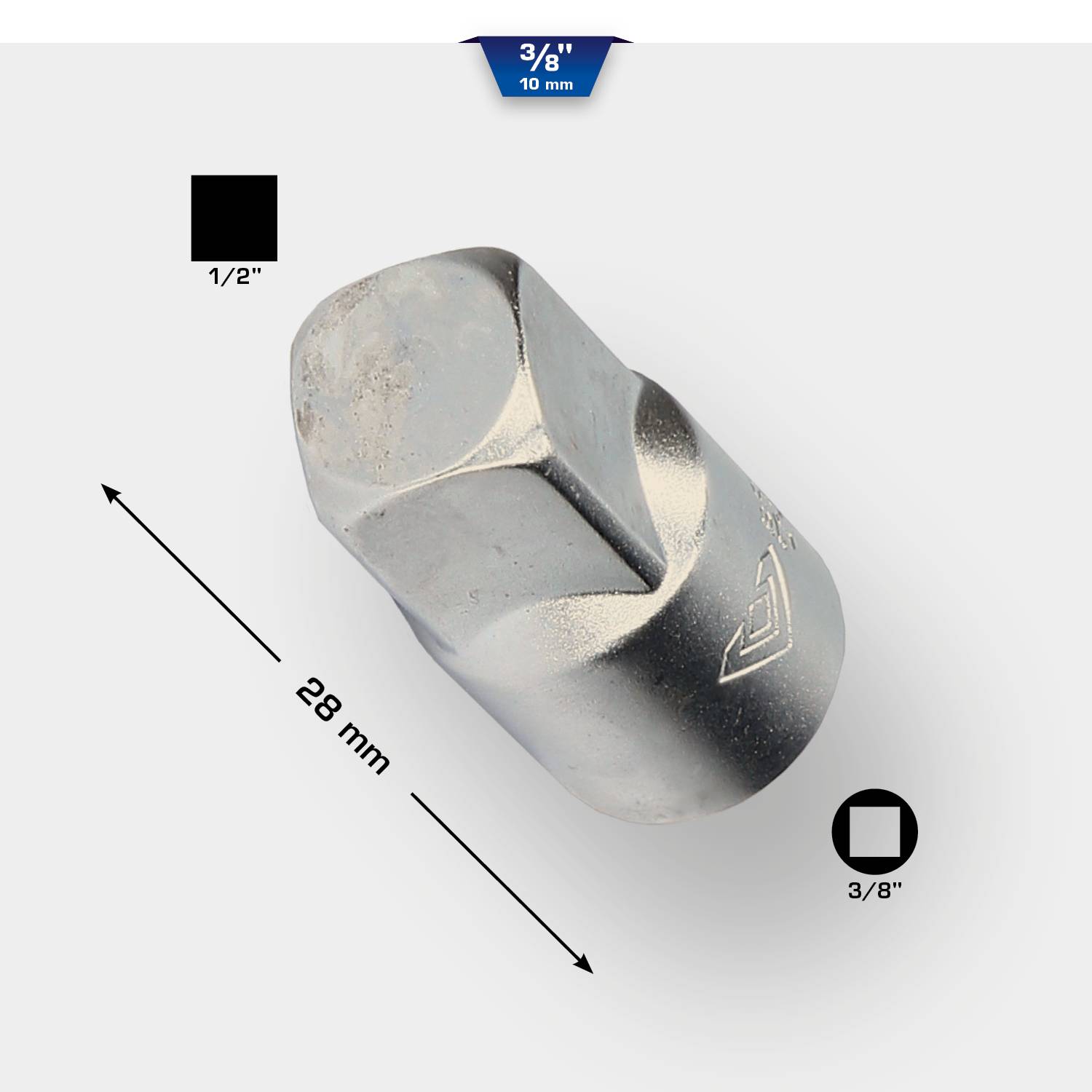 Srebrny adapter: z 3/8'' na 1/2'' o długości 28 mm. Stosowany w obszarze narzędzi.