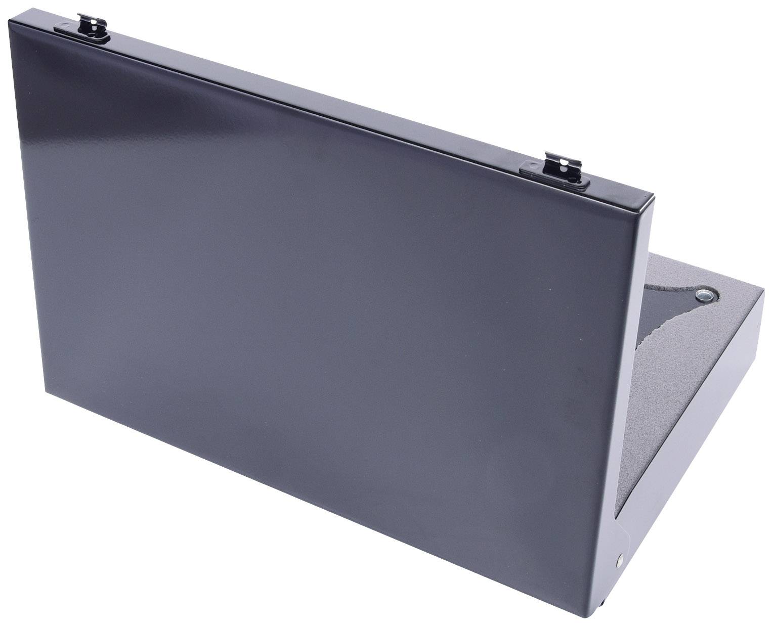 Czarna, metalowa skrzynka z ukośnym otworem i zawiasami.