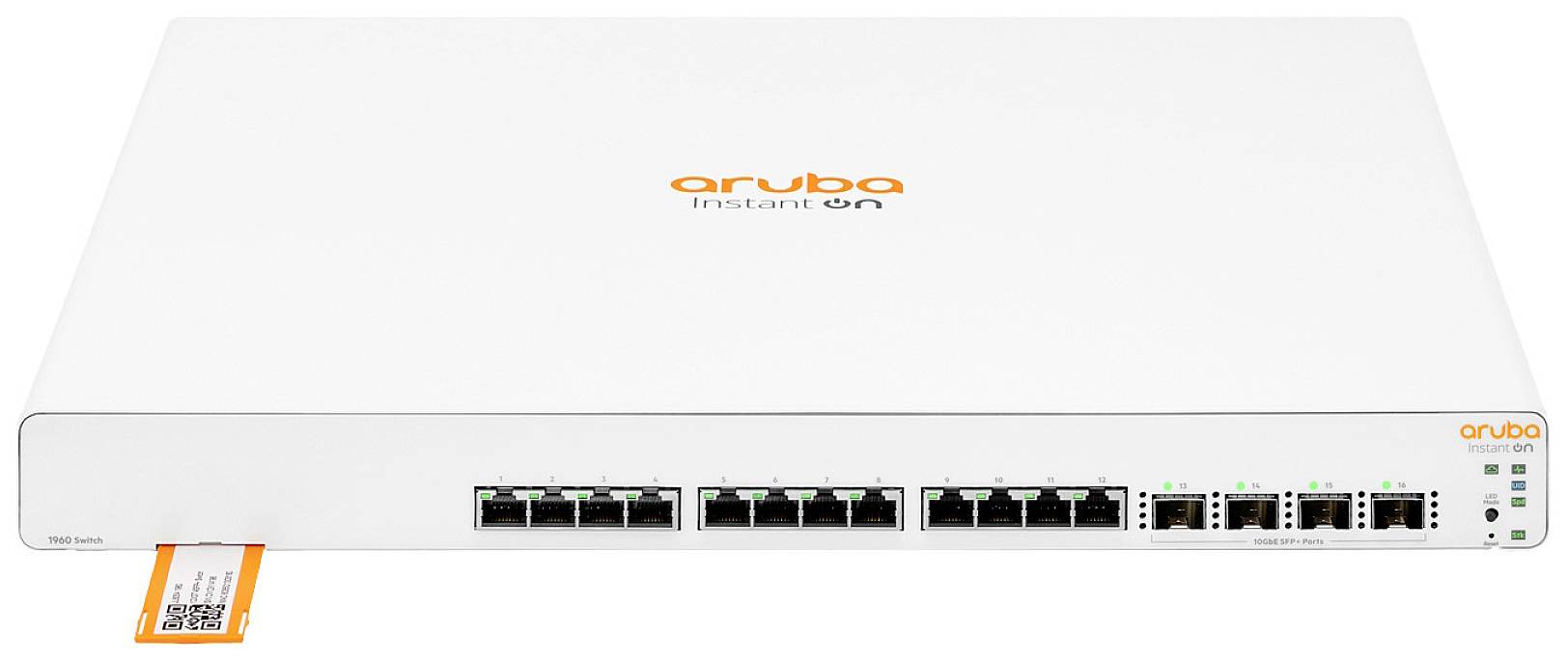 Biały przełącznik sieciowy Aruba Instant On z wieloma portami Ethernet i wskaźnikami LED na przedniej stronie.