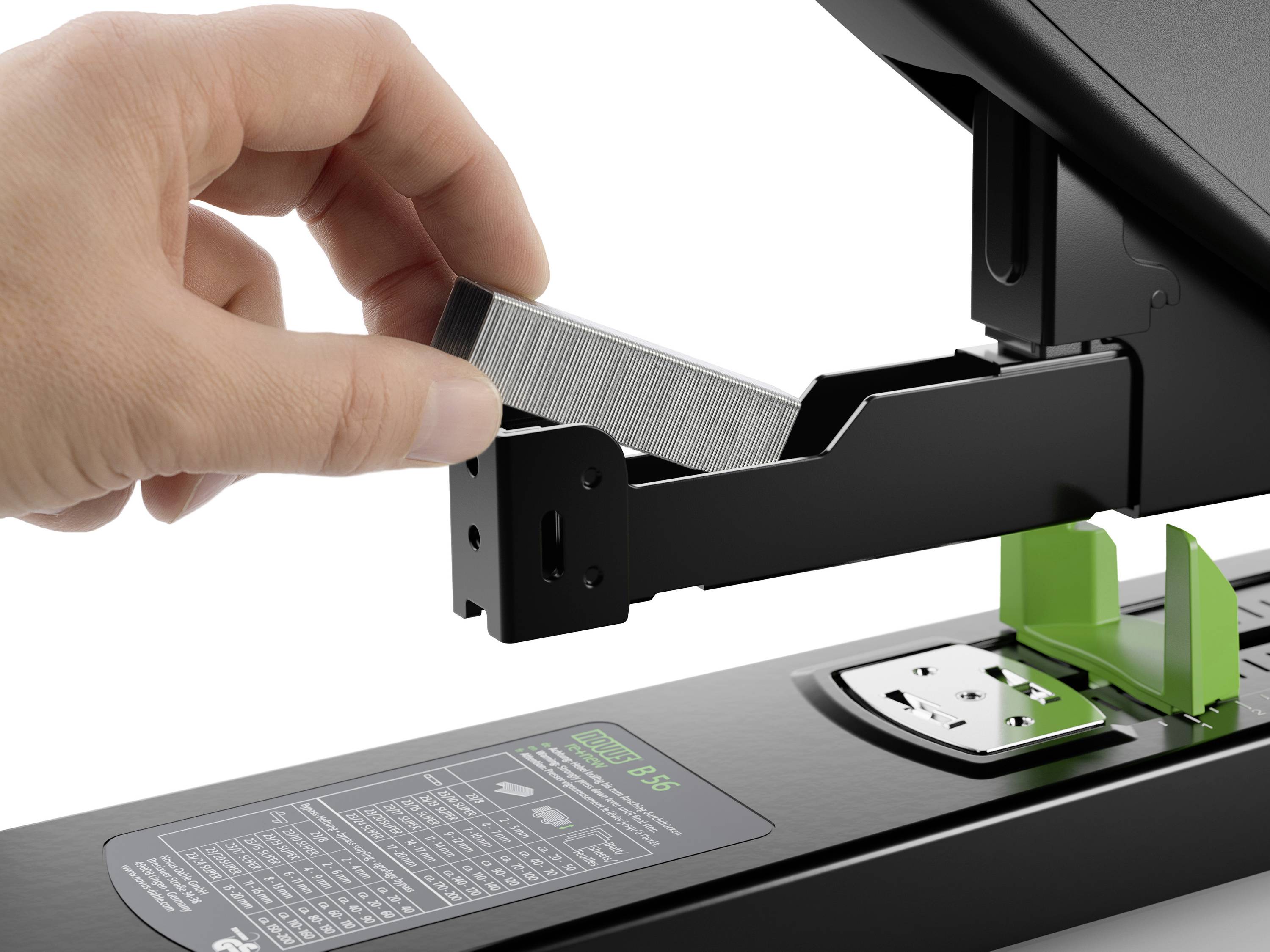 Степлер Novus Office 60-B56RENEW 023-0066 чорно-зелений 1 шт.