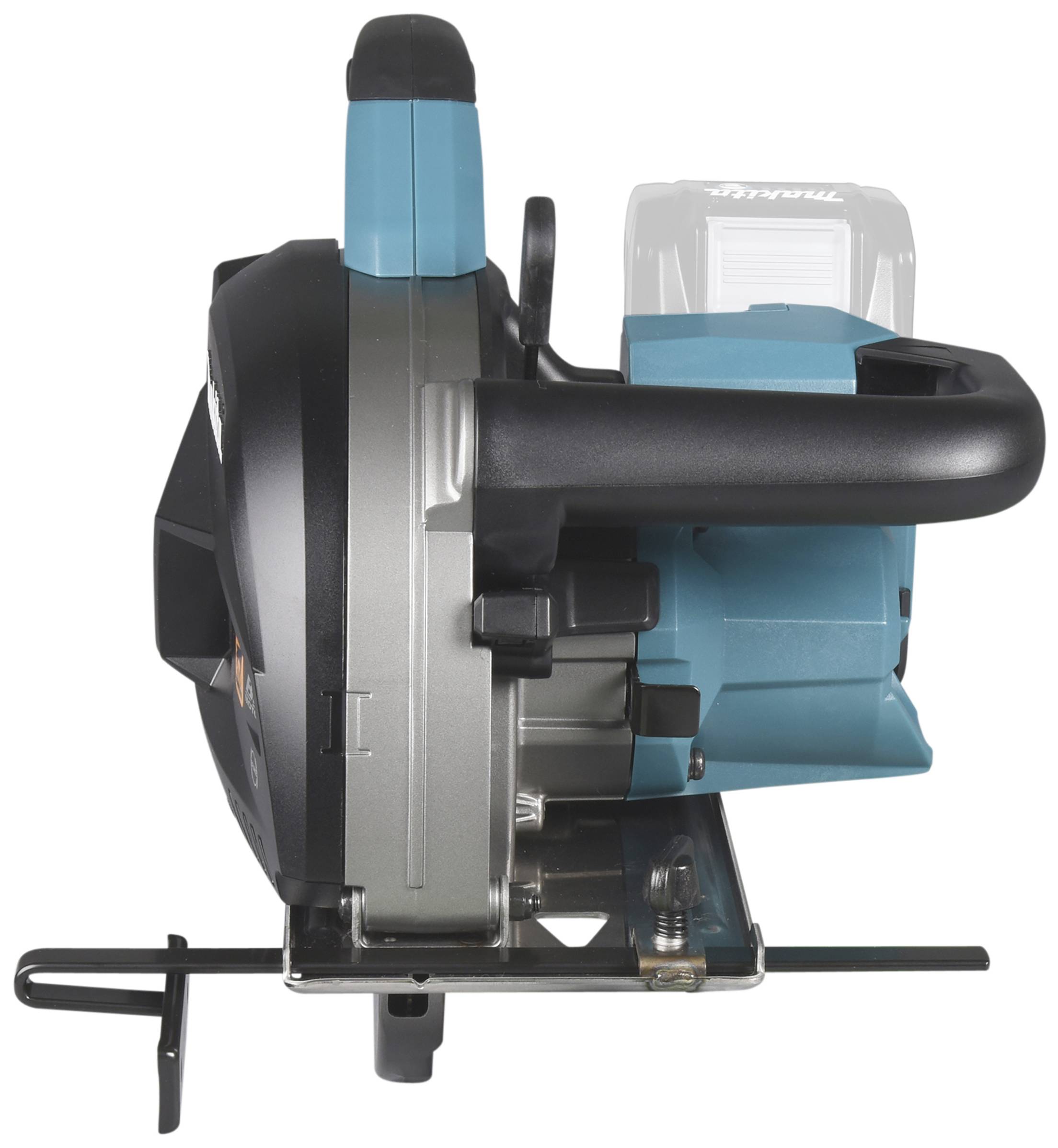 Niebieska i czarna ręczna piła tarczowa z widocznym brzeszczotem i uchwytem. Piła wydaje się być zasilana akumulatorowo.