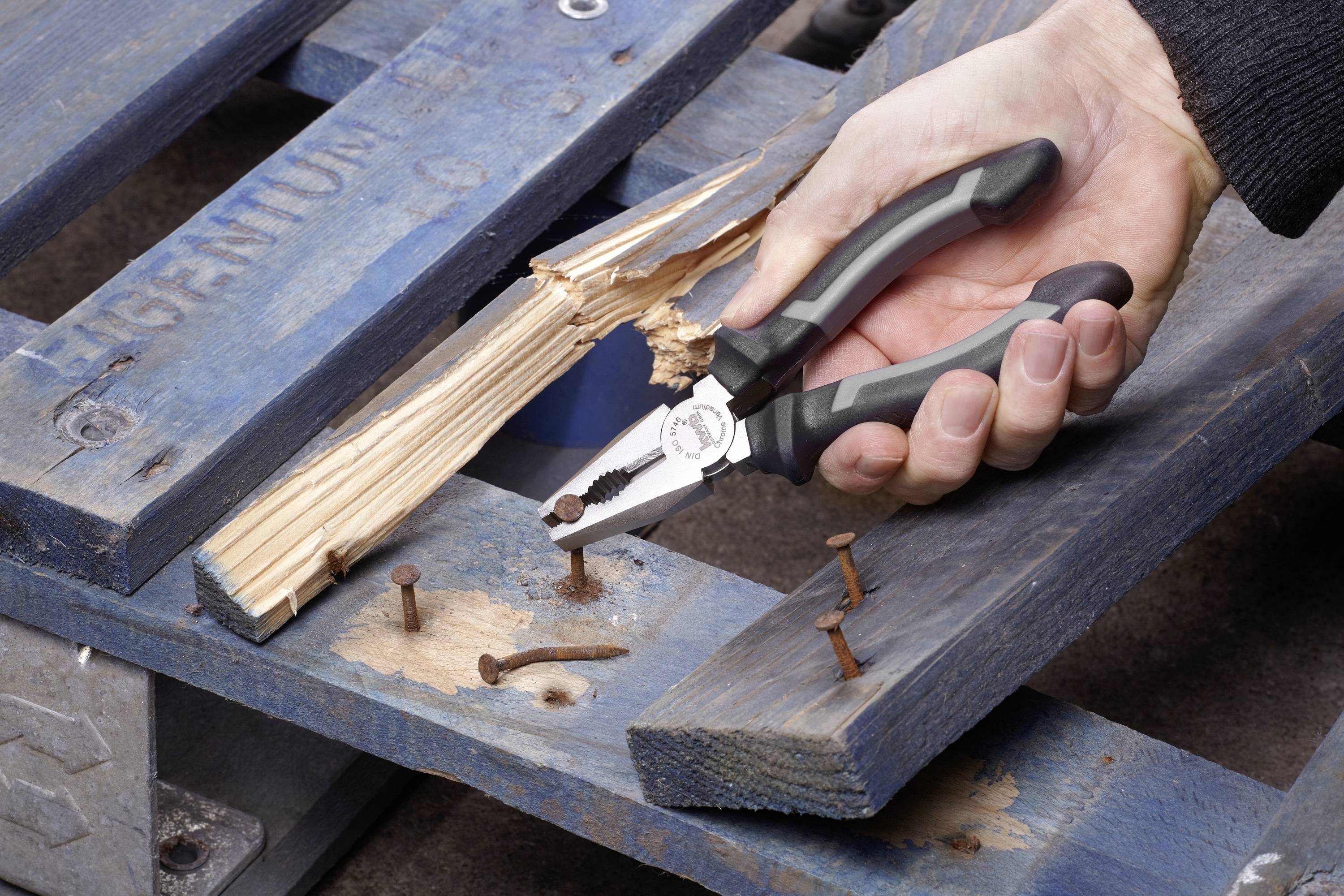 Щипці комбіновані kwb 386210, 160 мм