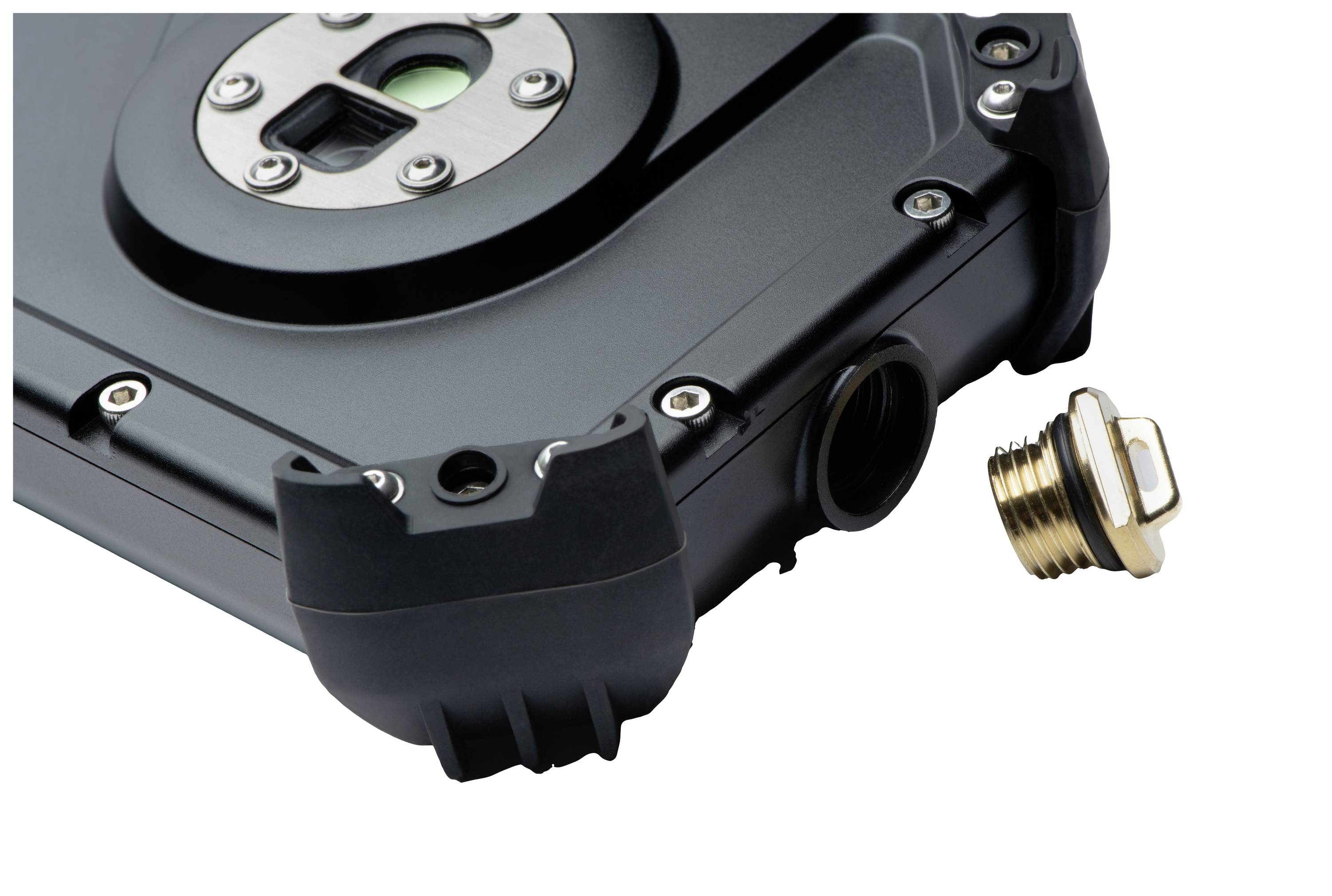 Urządzenie przemysłowe z wytrzymałą obudową, z demontowanym elementem z przodu. Odpowiednie do wymagających środowisk.