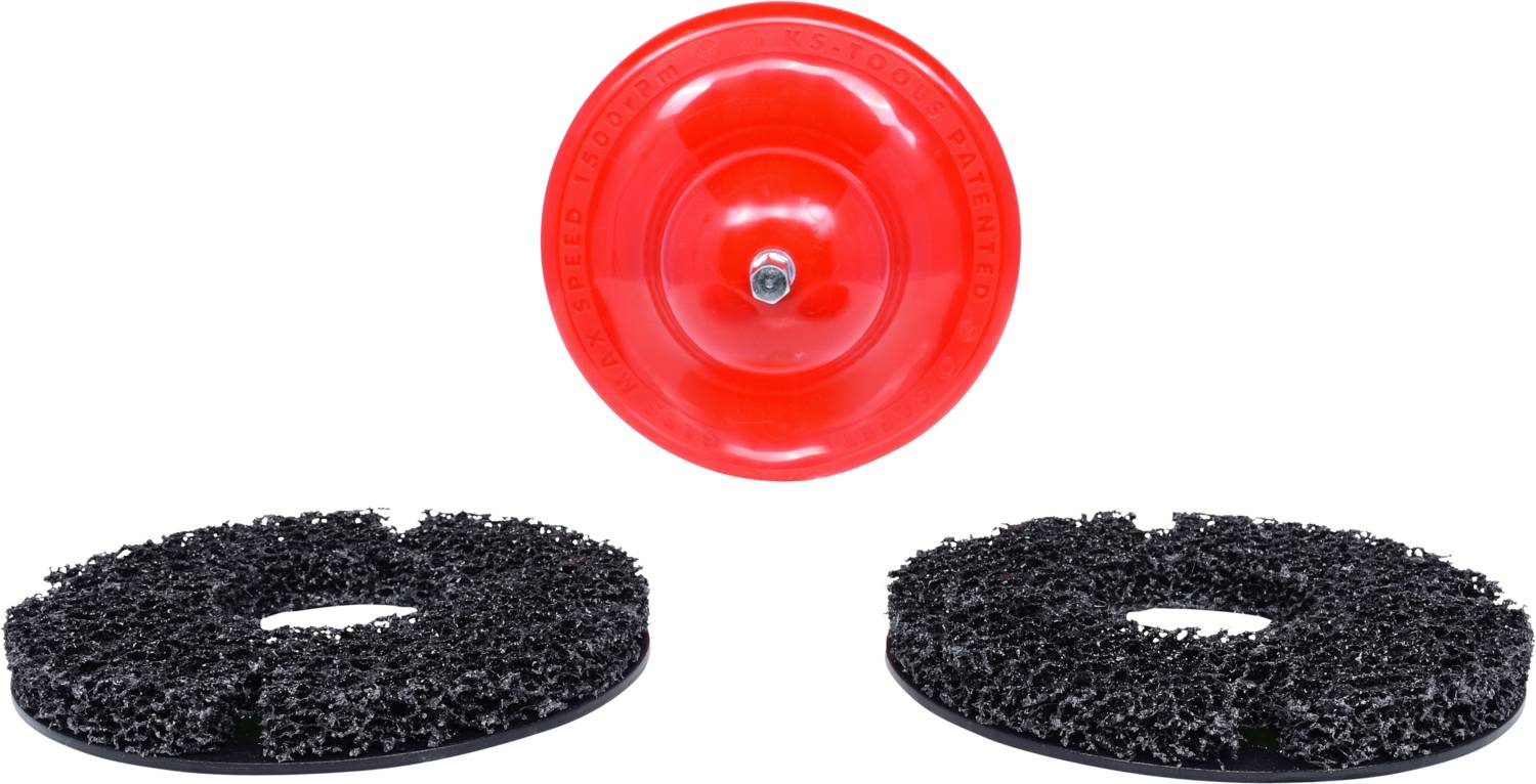'Tarcze szlifierskie': Dwie czarne, teksturowane tarcze i czerwony, centralny uchwyt. Przeznaczone do prac szlifierskich.