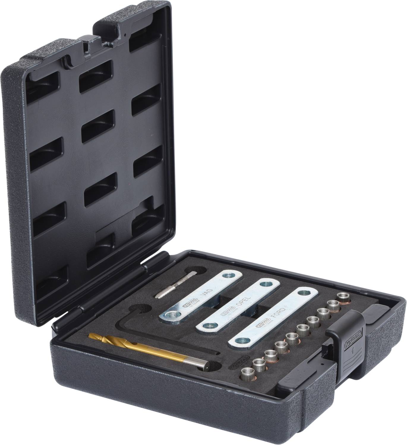 Otwarty kufer z narzędziami ślusarskimi, w tym bitami, kluczami, wiertłami i adapterami. Zorganizowany układ w pojemniku z pianki.