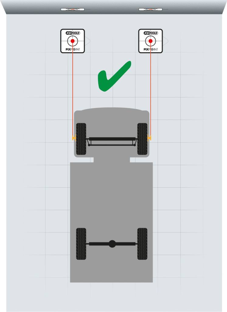 Diagram pojazdu widziany z góry, prawidłowo wyrównany między liniami. Zielony znacznik wskazuje poprawne ustawienie.