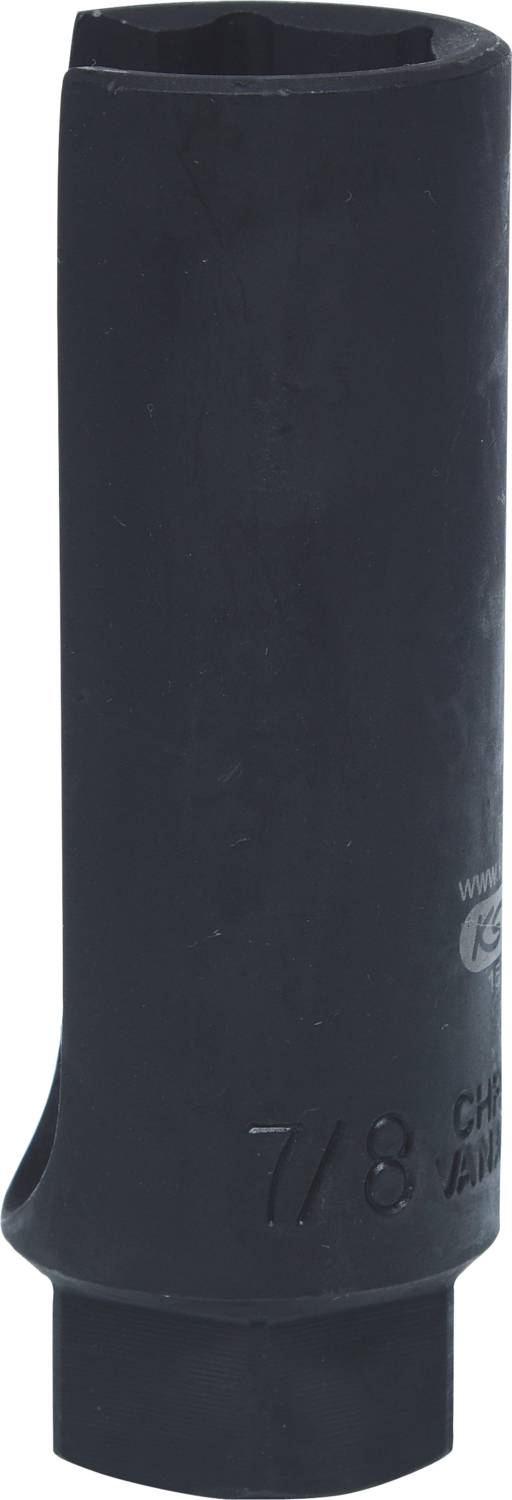 Długi czarny klucz nasadowy o profilu sześciokątnym z oznaczeniem 7/8 cala. Stosowany w pracach mechanicznych lub naprawczych samochodów.
