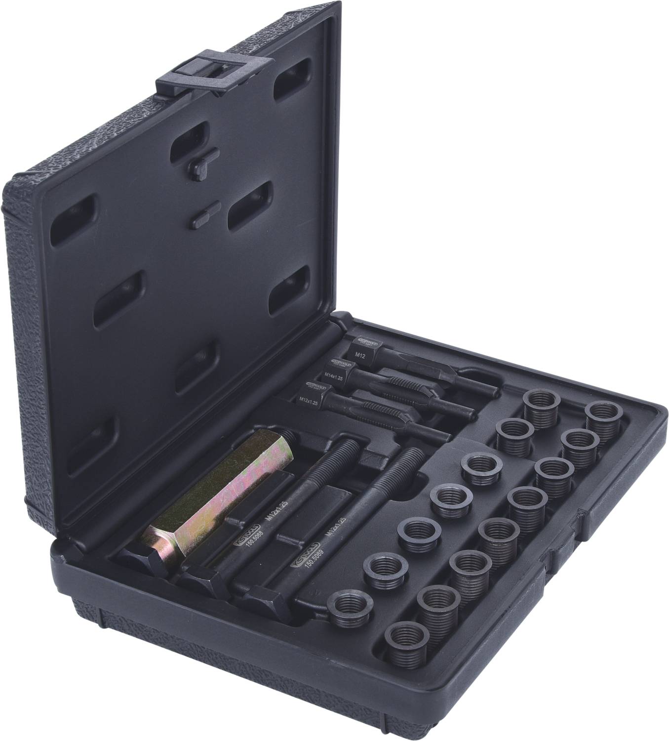 Otwarty czarny kufer na narzędzia z różnymi śrubami, nakrętkami i dużym kluczem sześciokątnym, ułożonymi w schludny sposób.