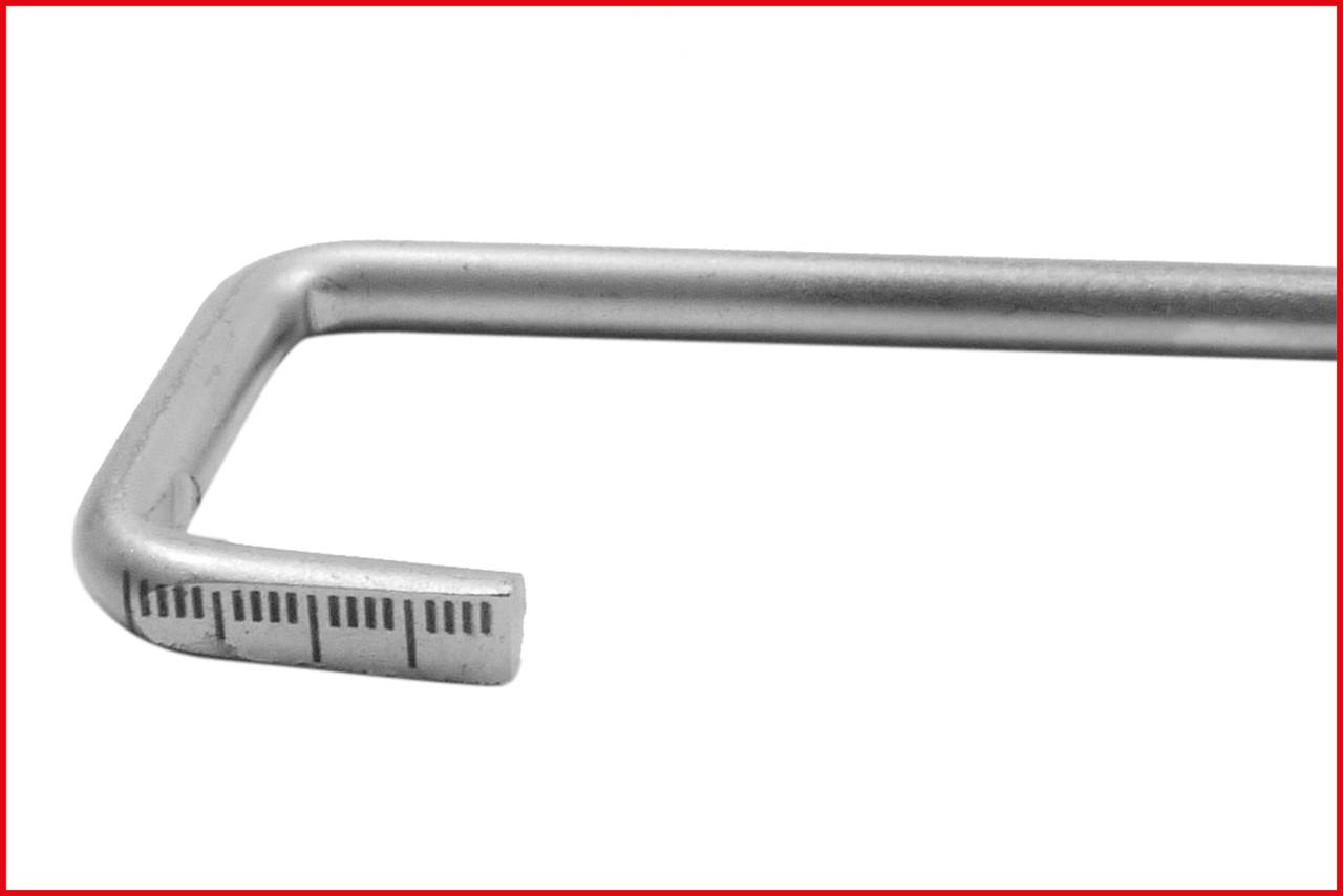 Srebrny klucz imbusowy z oznaczeniami rozmiaru.