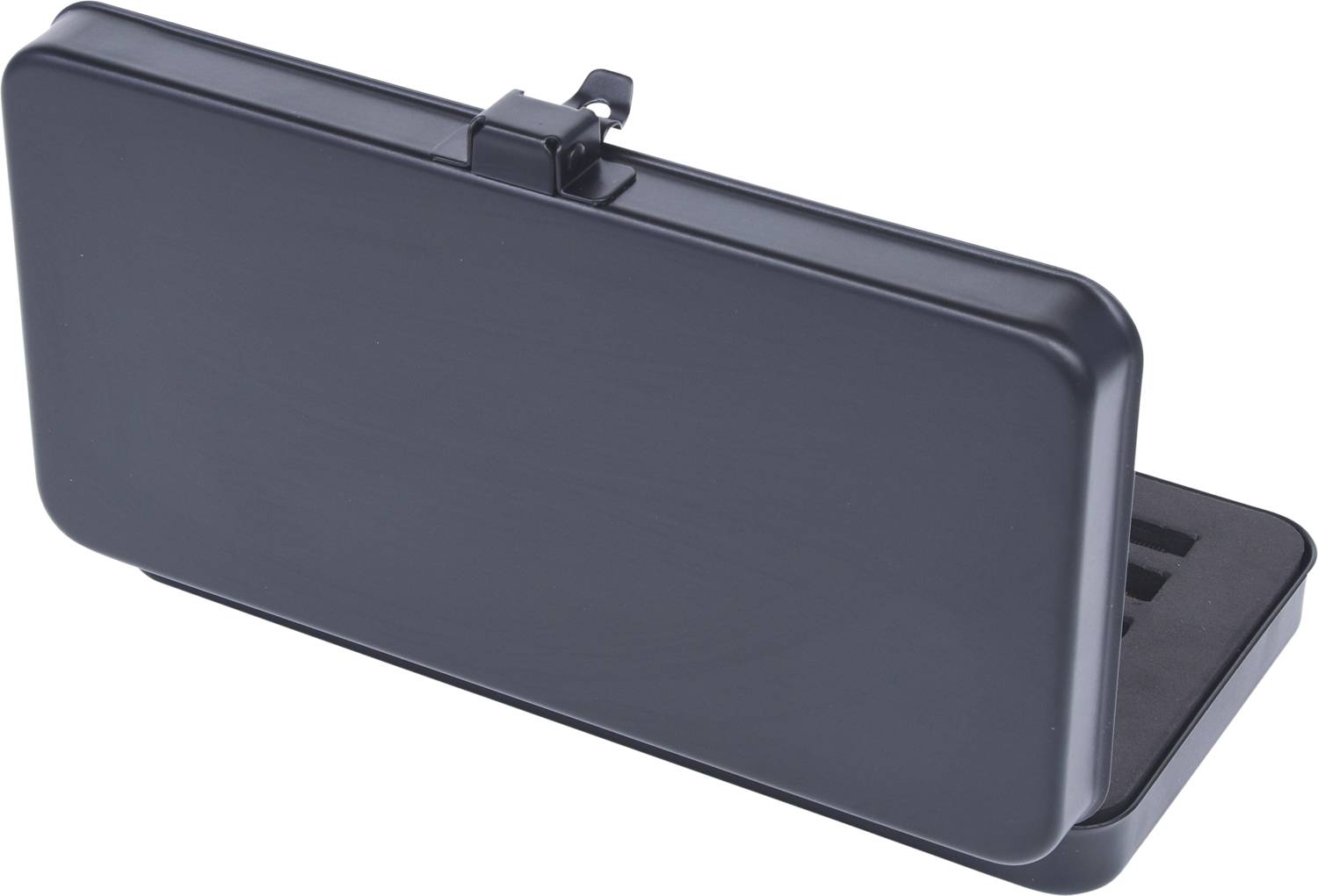 Prostokątna czarna walizka z uchwytem, otwarta, prezentuje kilka przegródek do przechowywania małych przedmiotów.