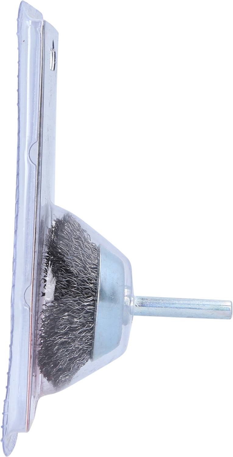'Końcówka szczotki drucianej w opakowaniu blistrowym, widok z boku, z metalowymi włoskami i cylindrycznym uchwytem do mocowania w wiertarce.'