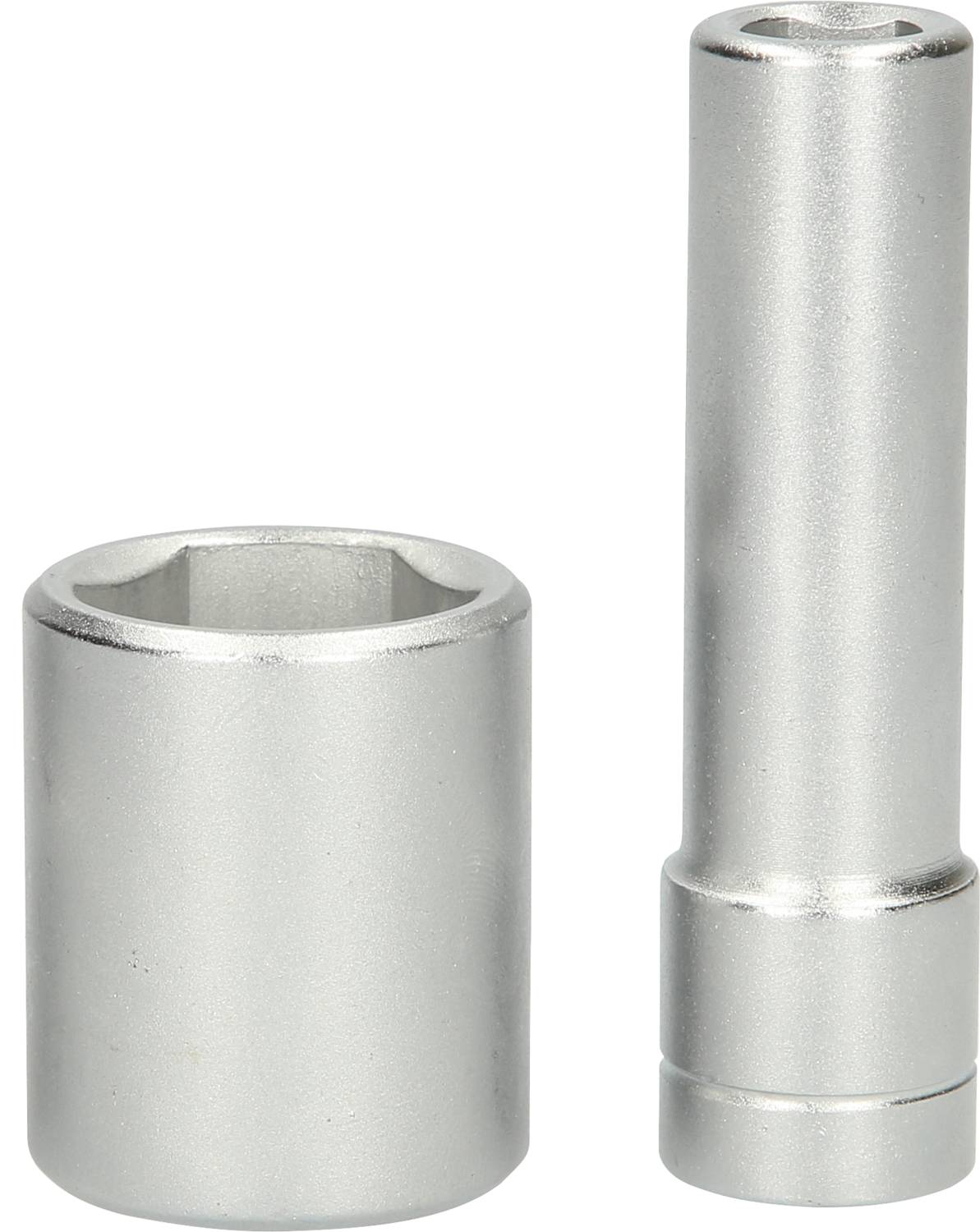 Dwa srebrne klucze przegubowe, jeden krótki, a drugi długi, używane do odkręcania śrub w trudno dostępnych miejscach.